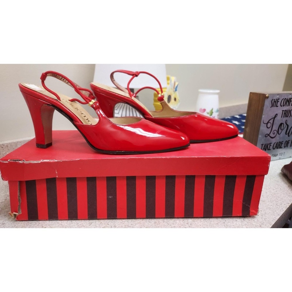 Vintage Mademoiselle Red Patent Leather Slip On‎ Pump Womens Heels Size 7.5aa